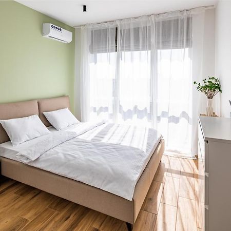 New Building On Shevchenko Street, Center Apartment Lviv Luaran gambar